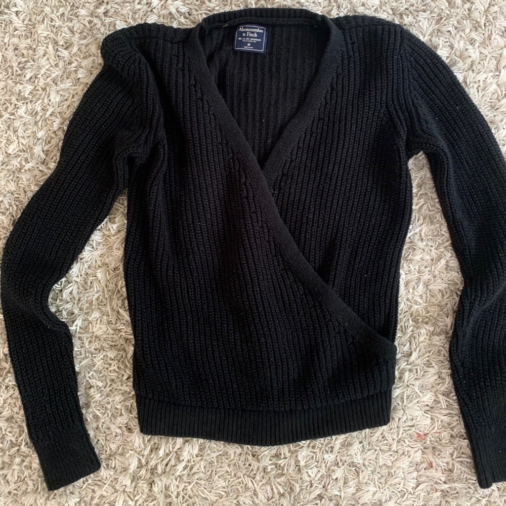 Abercrombie wrap sweater black medium